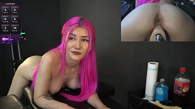 Snapshot of ClaraStylezZ chatting on 01-10-25, 02:45 ClaraStylezZ online show from 01-10-25, 02:45