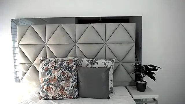 Snapshot of nina_pons chatting on 01-11-25, 09:04 nina pons online show from 01-11-25, 09:04