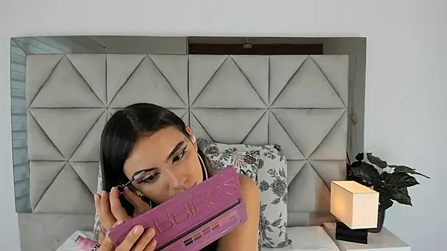 Snapshot of nina_pons chatting on 09-11-25, 09:04 nina pons online show from 09-11-25, 09:04