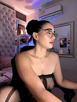 ZarahEvans online show from 11-21-25, 07:56