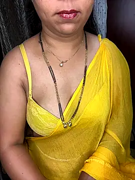 Snapshot of kannadatelugugirl chatting on 10-10-25, 12:31 kannadatelugugirl online show from 10-10-25, 12:31