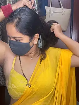 Snapshot of kannadatelugugirl chatting on 10-28-25, 12:47 kannadatelugugirl online show from 10-28-25, 12:47