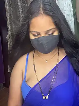 Snapshot of kannadatelugugirl chatting on 11-06-25, 12:44 kannadatelugugirl online show from 11-06-25, 12:44