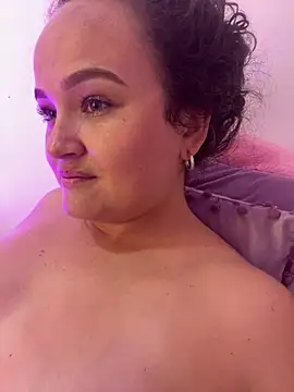 kattypinkk online show from 01-17-25, 05:00