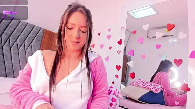 Hilary Smile  online show from 03-09-25, 02:18