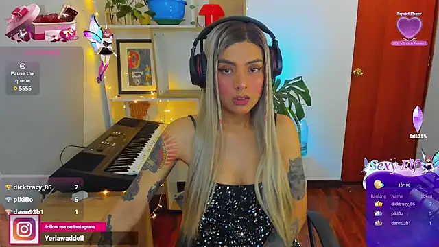 Snapshot of Yeriawaddell_ chatting on 12-26-24, 01:40 Yeriawaddell online show from 12-26-24, 01:40