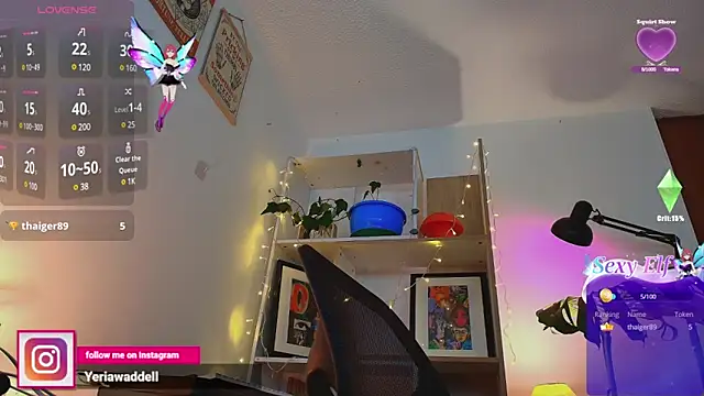 Snapshot of Yeriawaddell_ chatting on 02-01-25, 01:55 Yeriawaddell online show from 02-01-25, 01:55