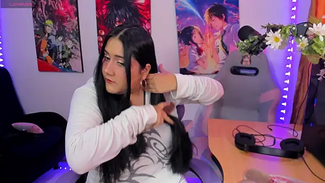 Snapshot of haru_u2 chatting on 09-09-25, 12:59 haru u2 online show from 09-09-25, 12:59