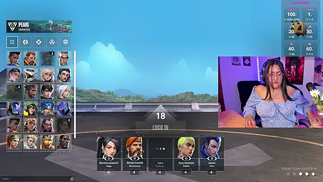 Snapshot of haru_u2 chatting on 10-19-25, 10:21 haru u2 online show from 10-19-25, 10:21