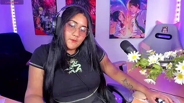 Snapshot of haru_u2 chatting on 11-05-25, 10:10 haru u2 online show from 11-05-25, 10:10