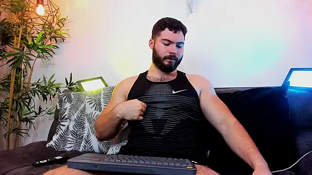 Snapshot of SebastianVilla_ chatting on 07-01-26, 11:15 SebastianVilla online show from 07-01-26, 11:15