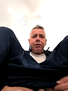 parejamlga58 online show from 03-09-26, 10:52