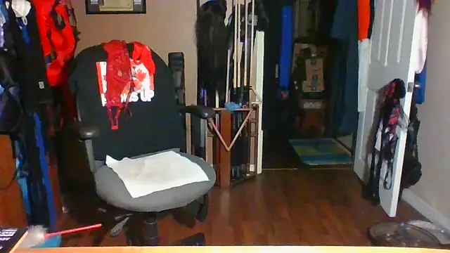 Daremeknot online show from 09-24-25, 09:23