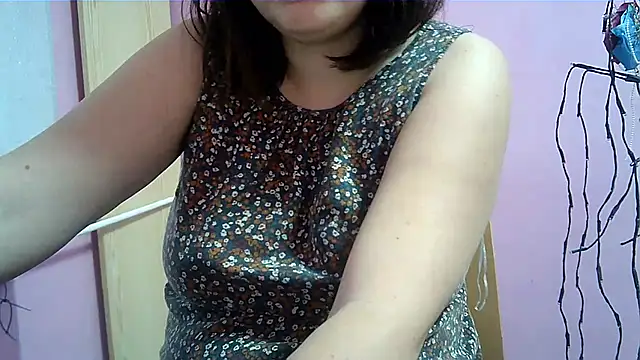 Lucinka1 online show from 02-02-25, 02:45