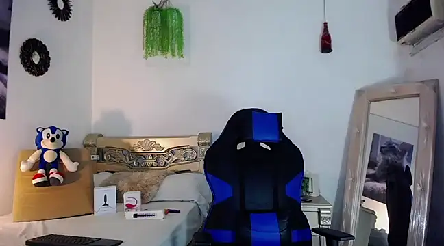 huge armound online show from 02-19-25, 01:50