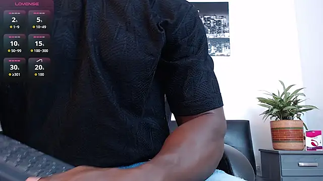 Snapshot of RyanJackson_ chatting on 03-26-26, 05:51 RyanJackson online show from 03-26-26, 05:51