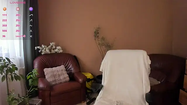 KaylaLaine online show from 04-03-26, 07:17