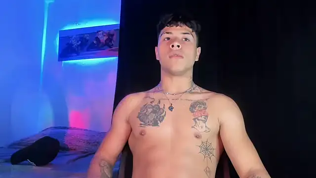 Snapshot of Dominic_Biker__ chatting on 01-02-25, 05:35 Dominic Biker online show from 01-02-25, 05:35