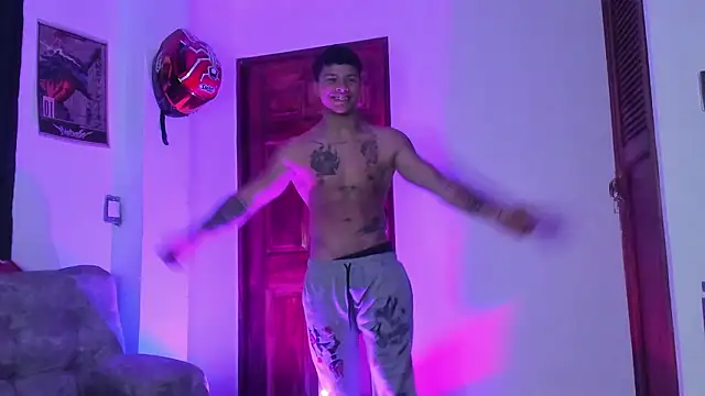 Dominic Biker   online show from 02-08-26, 01:53