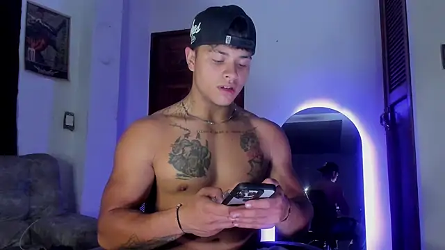 Dominic Biker   online show from 06-19-26, 04:50