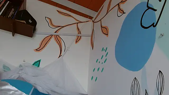 Snapshot of lupita84 chatting on 12-20-25, 06:15 lupita84 online show from 12-20-25, 06:15