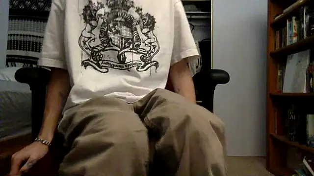 Snapshot of spicylaboi chatting on 12-05-25, 01:47 spicylaboi online show from 12-05-25, 01:47