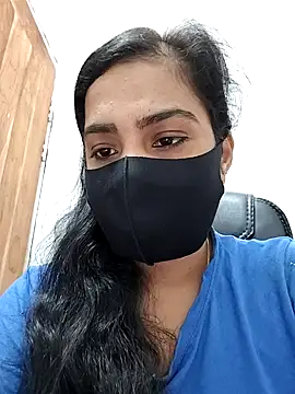 Snapshot of Ritusri_Dotta chatting on 12-23-24, 11:14 Ritusri Dotta online show from 12-23-24, 11:14