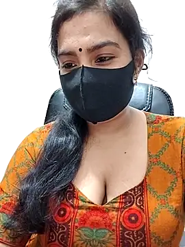 Snapshot of Ritusri_Dotta chatting on 03-17-25, 04:54 Ritusri Dotta online show from 03-17-25, 04:54