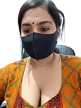 Snapshot of Ritusri_Dotta chatting on 10-23-25, 03:50 Ritusri Dotta online show from 10-23-25, 03:50