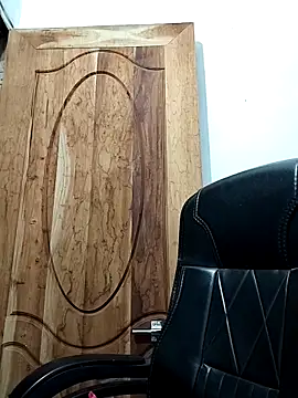 Snapshot of Ritusri_Dotta chatting on 10-27-25, 04:22 Ritusri Dotta online show from 10-27-25, 04:22