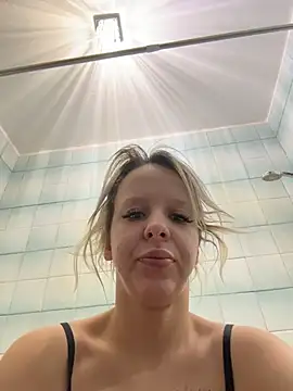 LikaCat online show from 12-22-25, 03:36