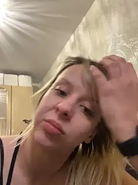 LikaCat online show from 02-12-26, 03:12