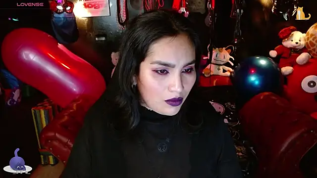 kureiji hentaii online show from 11-19-25, 11:27