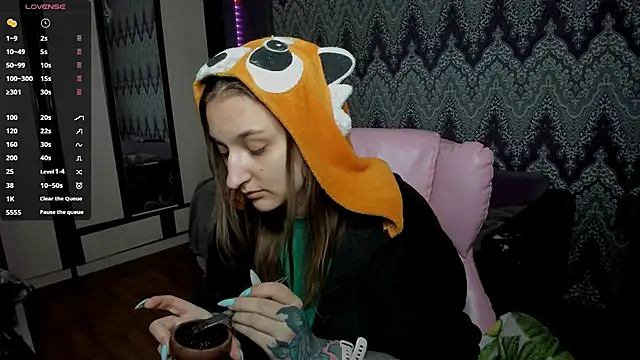 Snapshot of AlexRacc00n chatting on 12-12-24, 02:59 AlexRacc00n online show from 12-12-24, 02:59