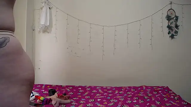 Nicolle-sky online show from 01-31-25, 06:57