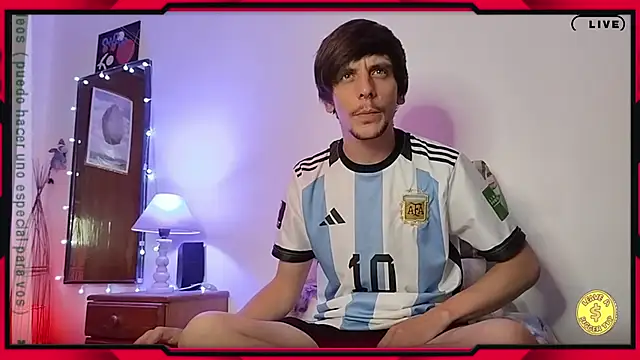 Snapshot of tobix_ chatting on 12-21-24, 12:42 tobix online show from 12-21-24, 12:42