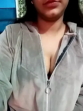 Snapshot of Gulabo-jaan chatting on 03-07-25, 10:13 Gulabo-jaan online show from 03-07-25, 10:13