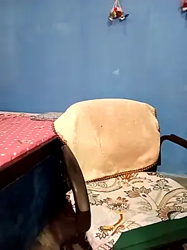 Snapshot of Gulabo-jaan chatting on 03-31-26, 09:32 Gulabo-jaan online show from 03-31-26, 09:32