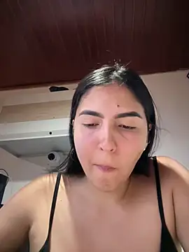 MarianaBenz online show from 02-12-26, 11:55