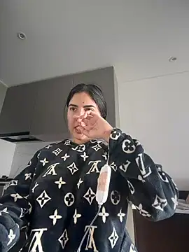 MarianaBenz online show from 02-17-26, 03:19