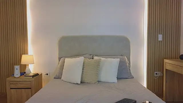 KristennBlue online show from 04-14-26, 12:33