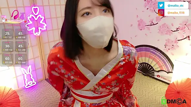 Snapshot of maika08 chatting on 11-29-25, 06:38 maika08 online show from 11-29-25, 06:38