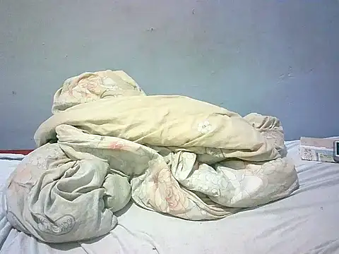 Snapshot of honeypotsweet chatting on 09-30-25, 08:14 honeypotsweet online show from 09-30-25, 08:14