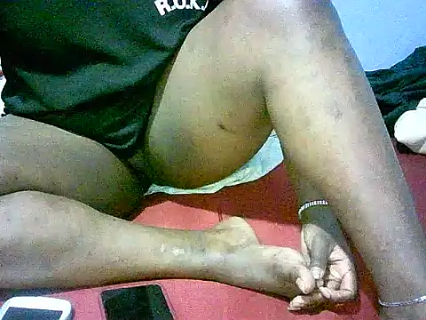 Snapshot of honeypotsweet chatting on 10-04-25, 03:32 honeypotsweet online show from 10-04-25, 03:32