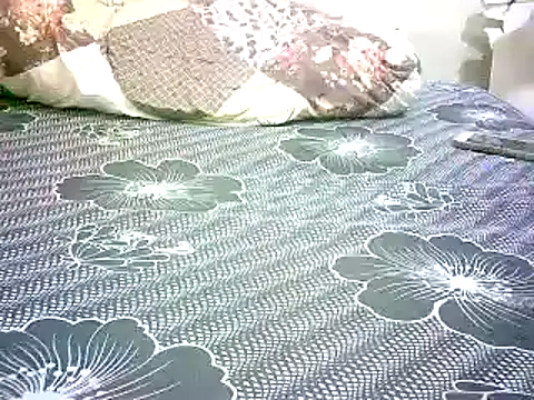 Snapshot of honeypotsweet chatting on 11-02-25, 11:23 honeypotsweet online show from 11-02-25, 11:23