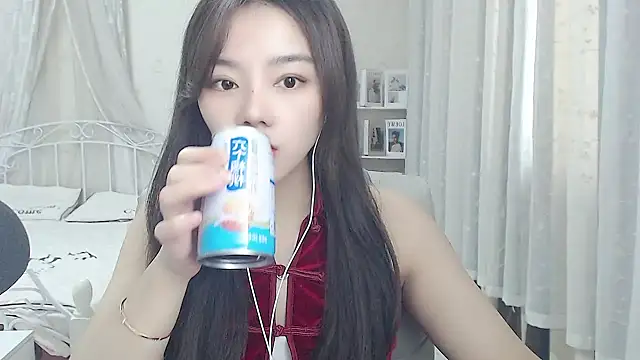 Snapshot of Jenny-Z chatting on 04-26-26, 01:58 Jenny-Z online show from 04-26-26, 01:58
