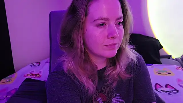 InternetFairy XO online show from 12-21-25, 06:20