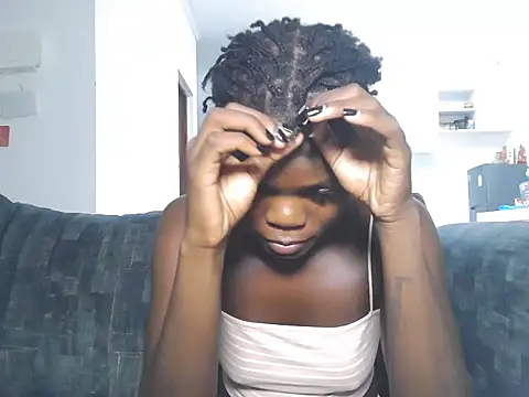 petiteebony 81 online show from 12-22-25, 06:49