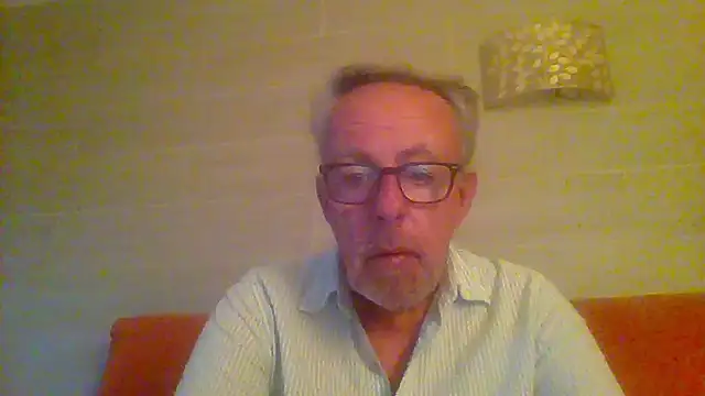 tuggy59 online show from 04-18-26, 05:33