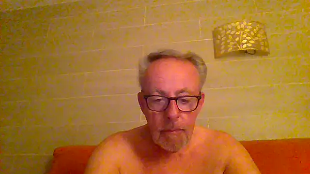 tuggy59 online show from 05-23-26, 04:39